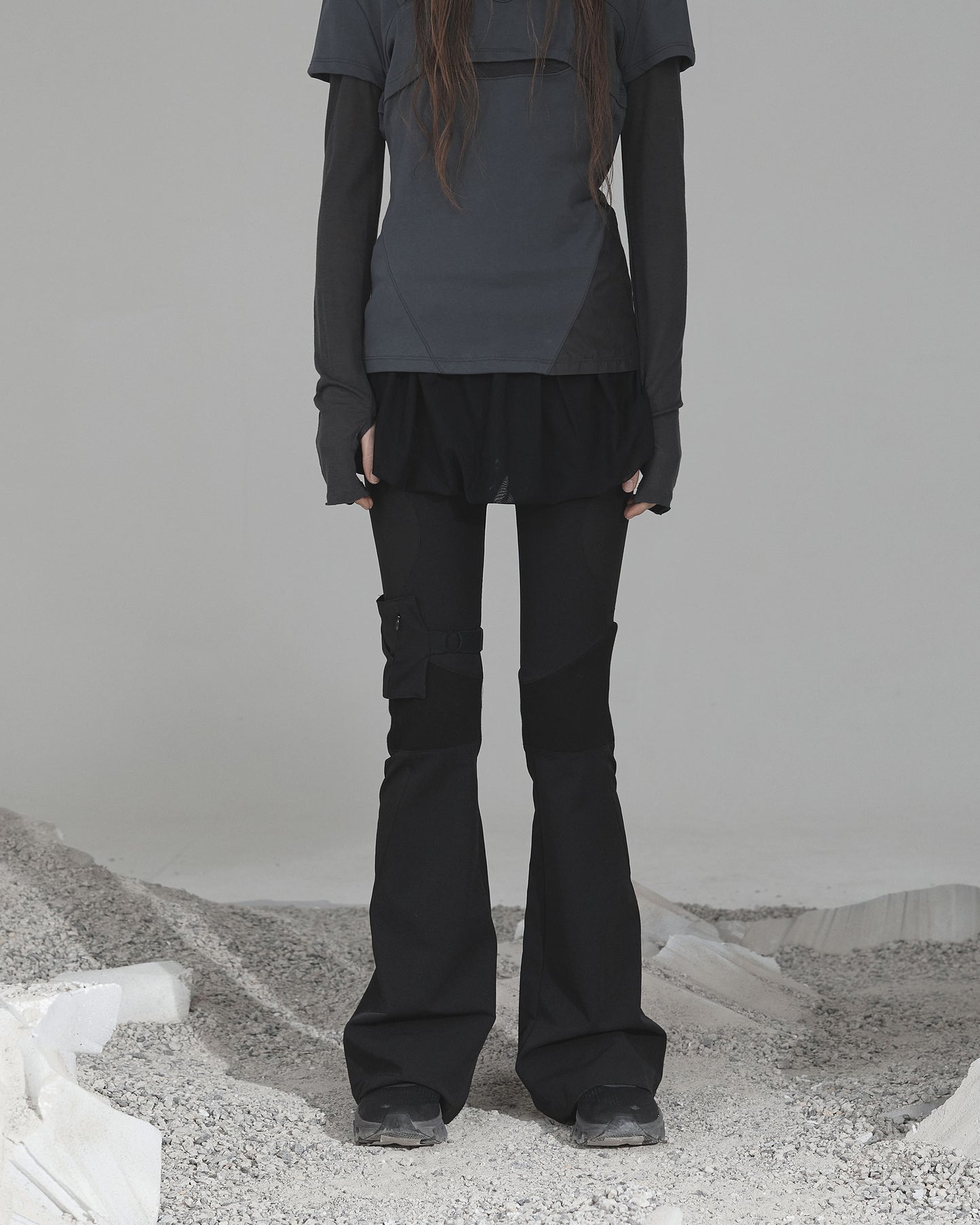 Ojos Detachable Pouch Nylon Pants
