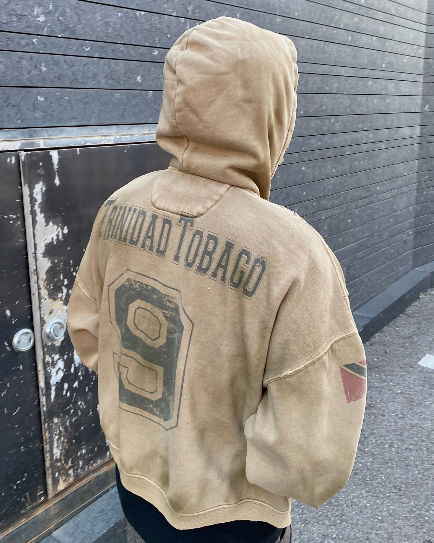 Undermycar VINTAGE FLAG TRINIDAD TOBAGO ZIPPED HOODIE