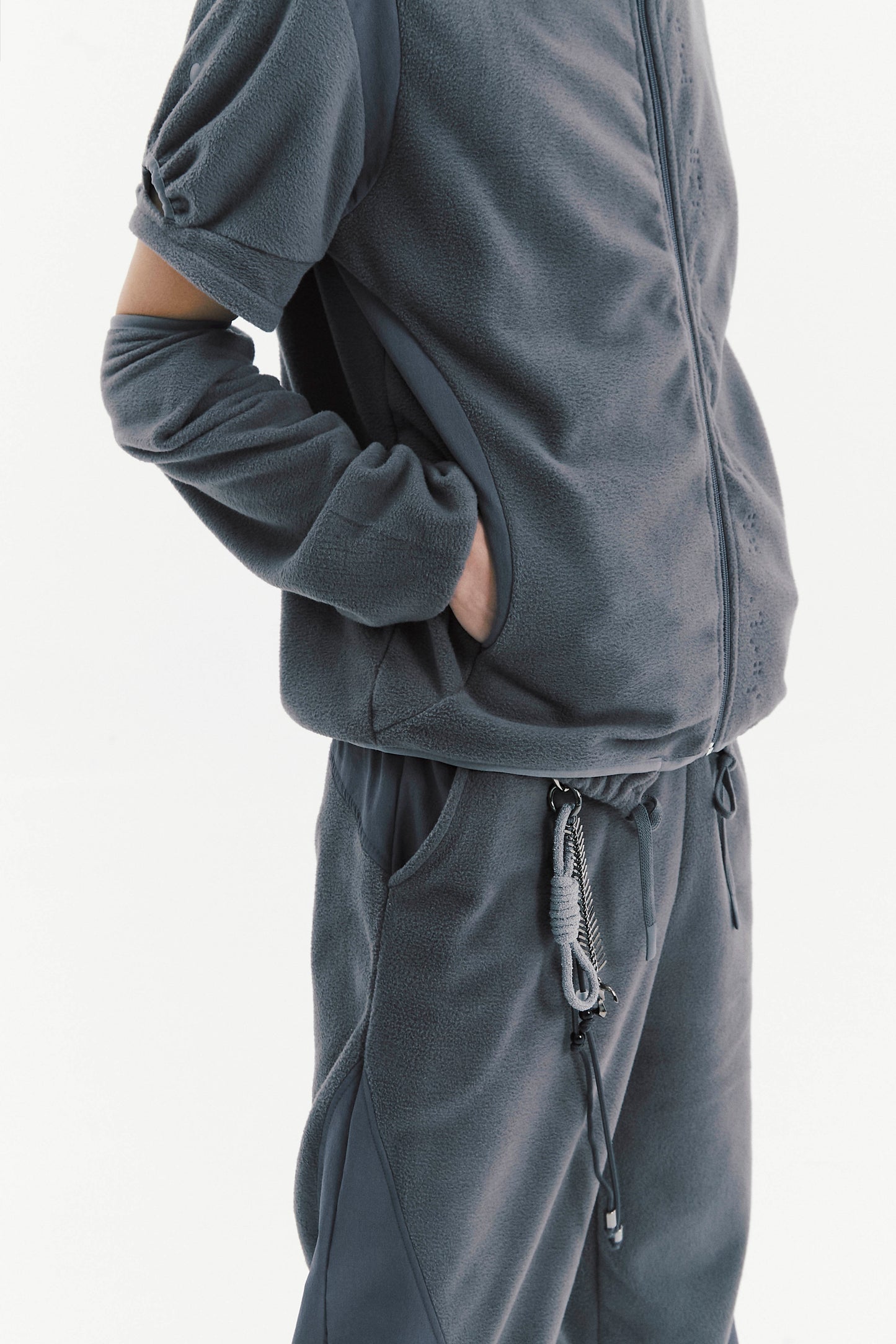 Ojos Embo Fleece Comfy Pants