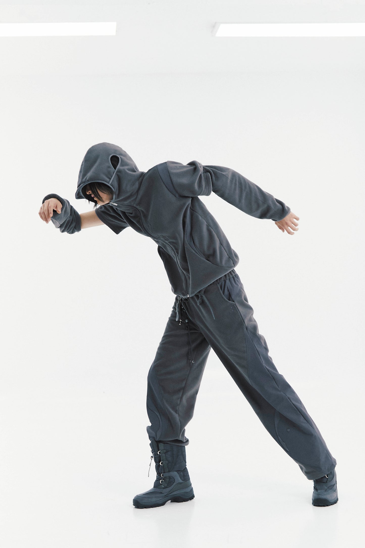 Ojos Embo Fleece Comfy Pants