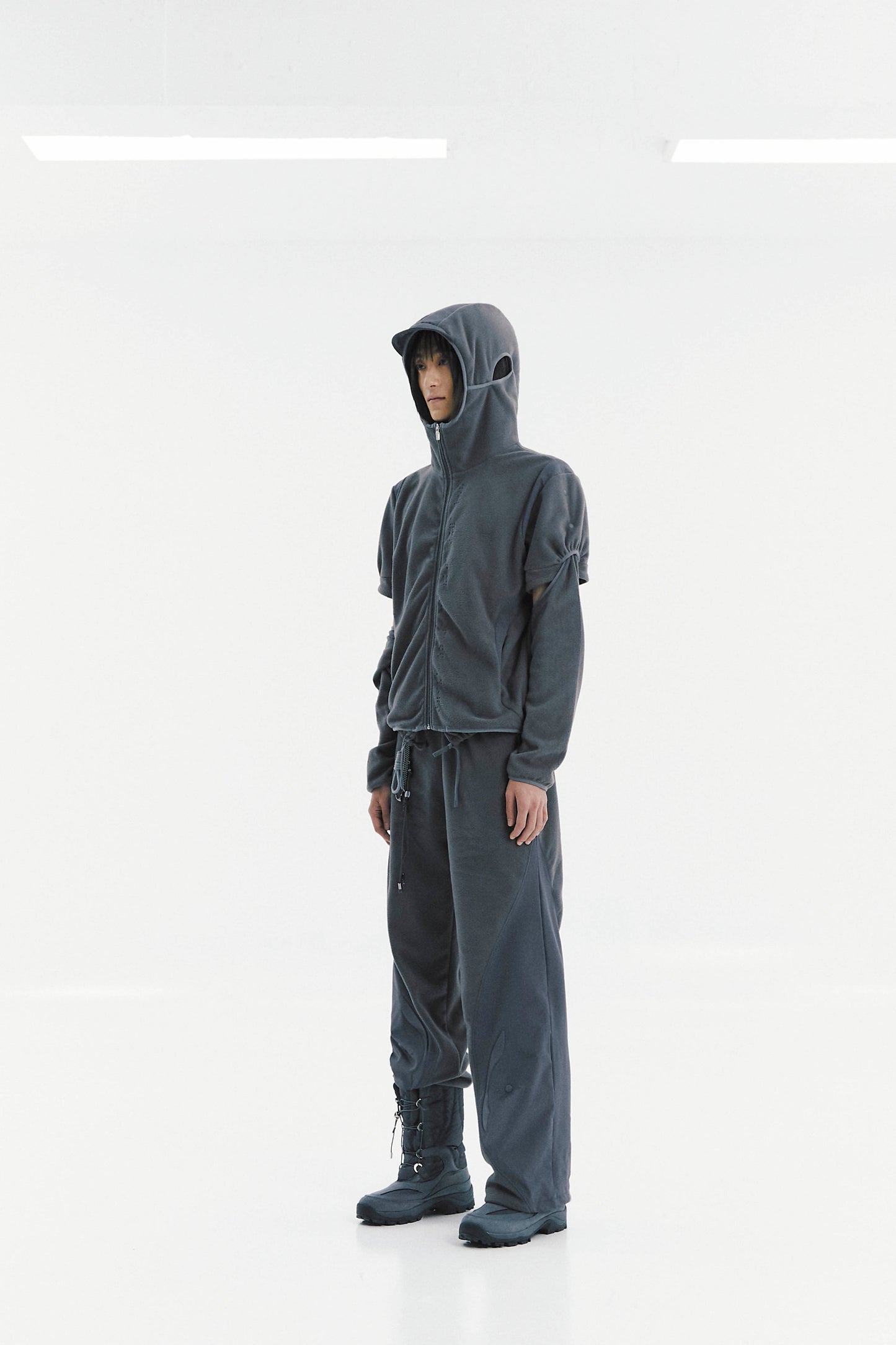 Ojos Embo Fleece Comfy Pants