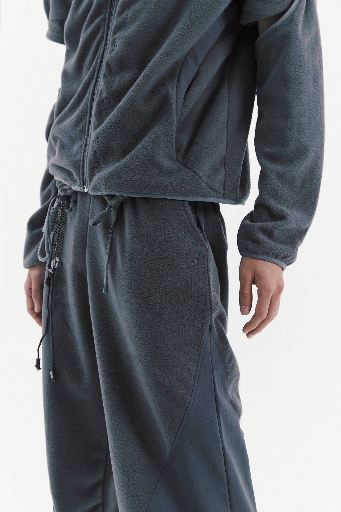 Ojos Embo Fleece Comfy Pants