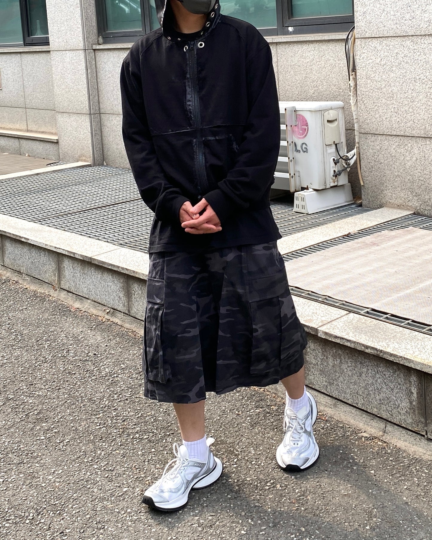 Undermycar MU46 RIP STOP/BIG CARGO SHORTS-ONE TUCK DETAIL