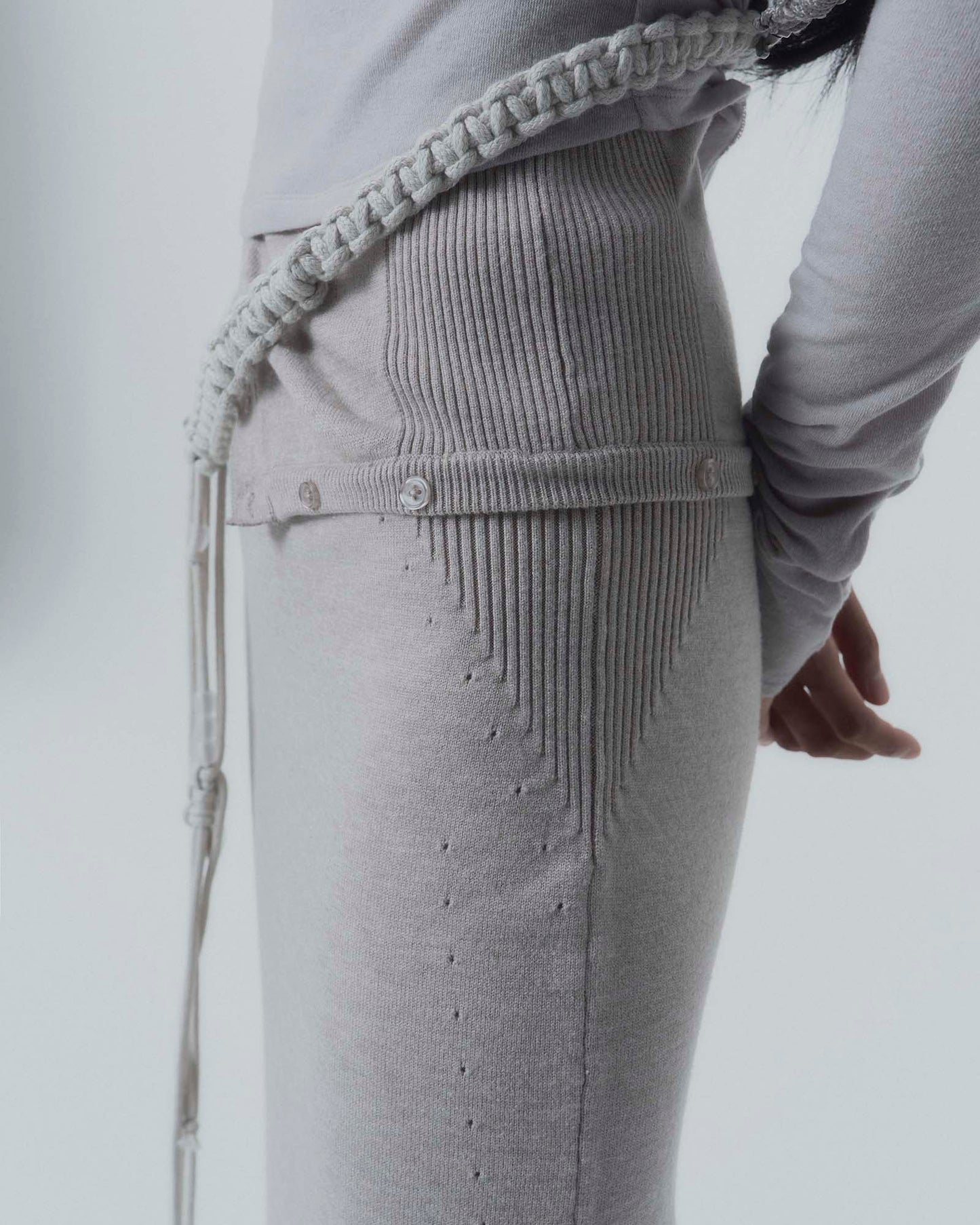 OJOS i:e Fluid Knit Skirt 01
