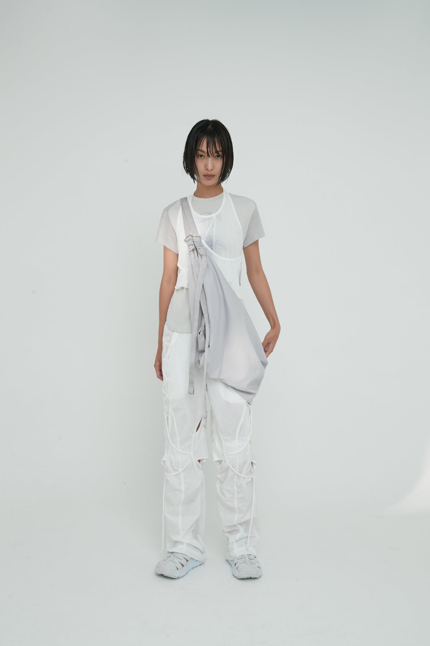 Ojos Open Snap Light Pants