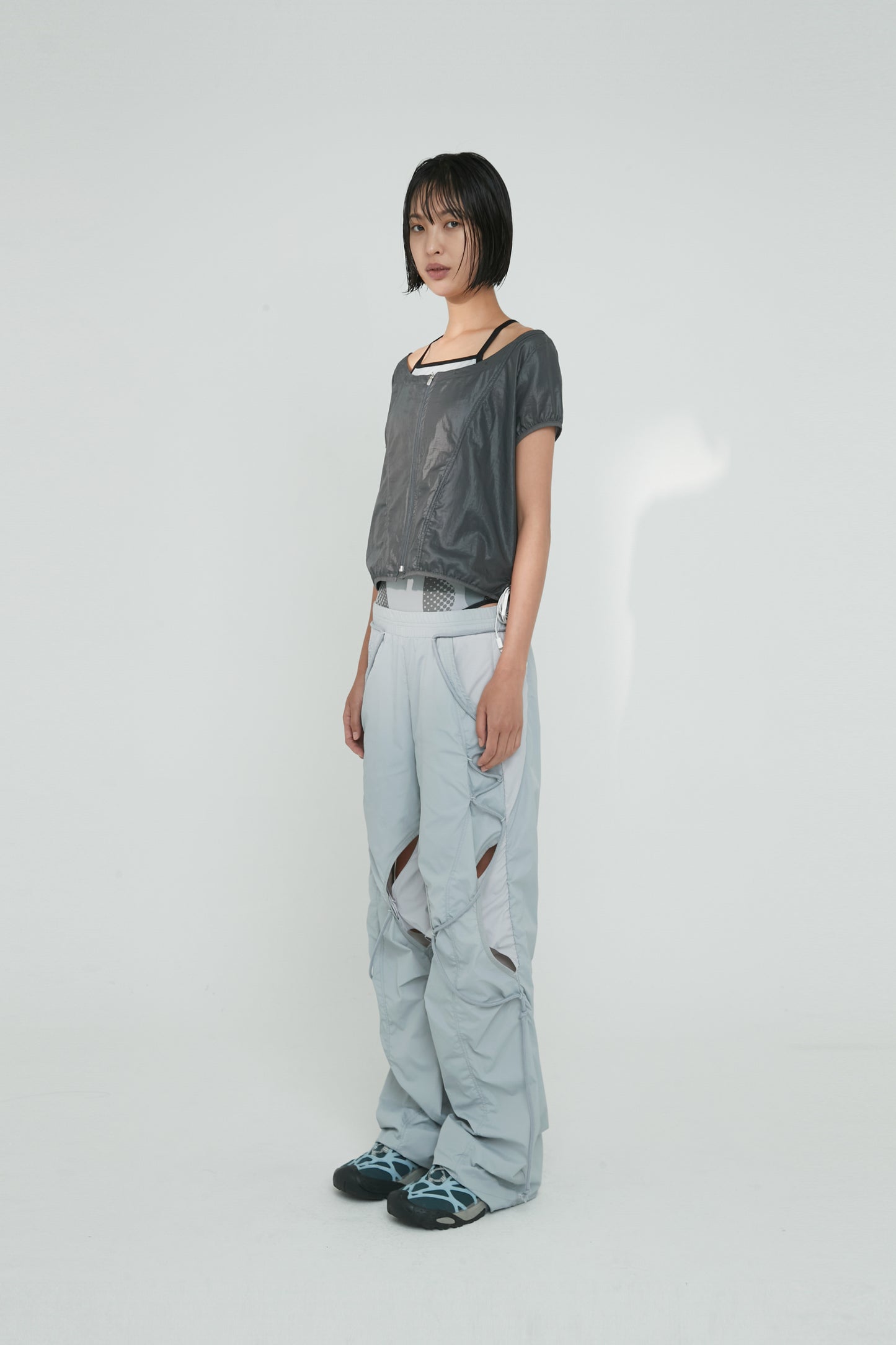 Ojos Open Snap Light Pants