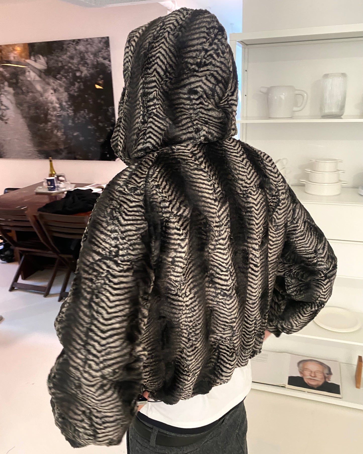 Undermycar REVENANT SNOW LEOPARD FLEECE HOODED JACKET