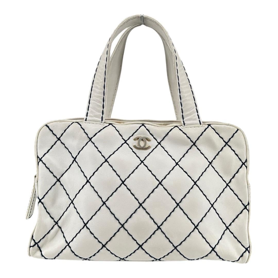 D250630-1-9ト  CHANEL ワイルドステッチ　ホワイト