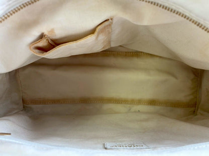 D250630-1-9ト  CHANEL ワイルドステッチ　ホワイト