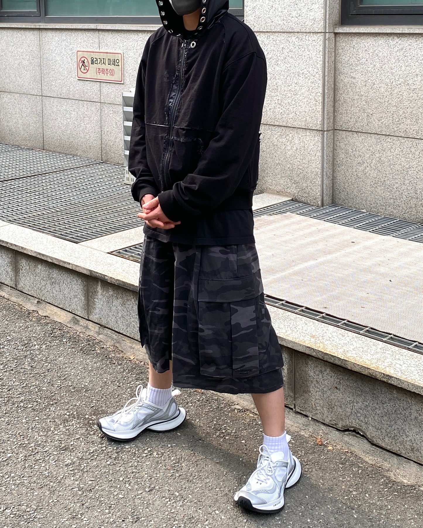 Undermycar MU46 RIP STOP/BIG CARGO SHORTS-ONE TUCK DETAIL